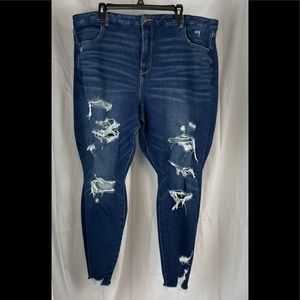 American Eagle Distressed Curvy High Rise Jeggings. Plus size 22.
